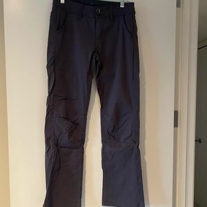 prAna Living Women's Short Inseam Halle Pant, Coal, size 2